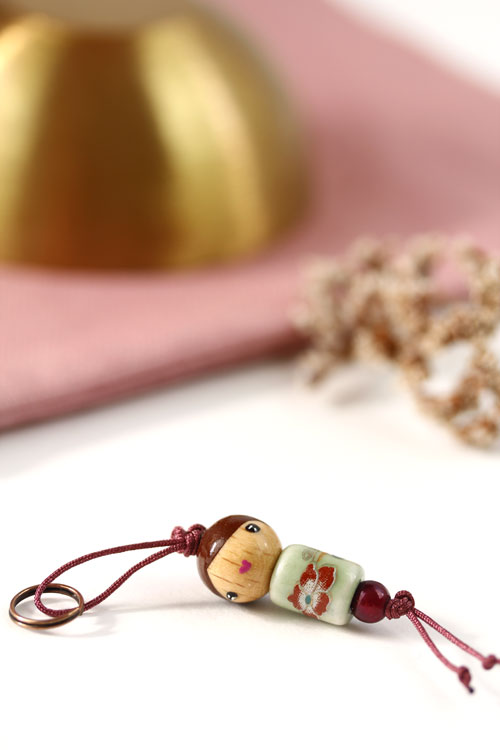 Porte bonheur Perle Porcelaine Amaryllis - Cliquez sur l'image pour la fermer